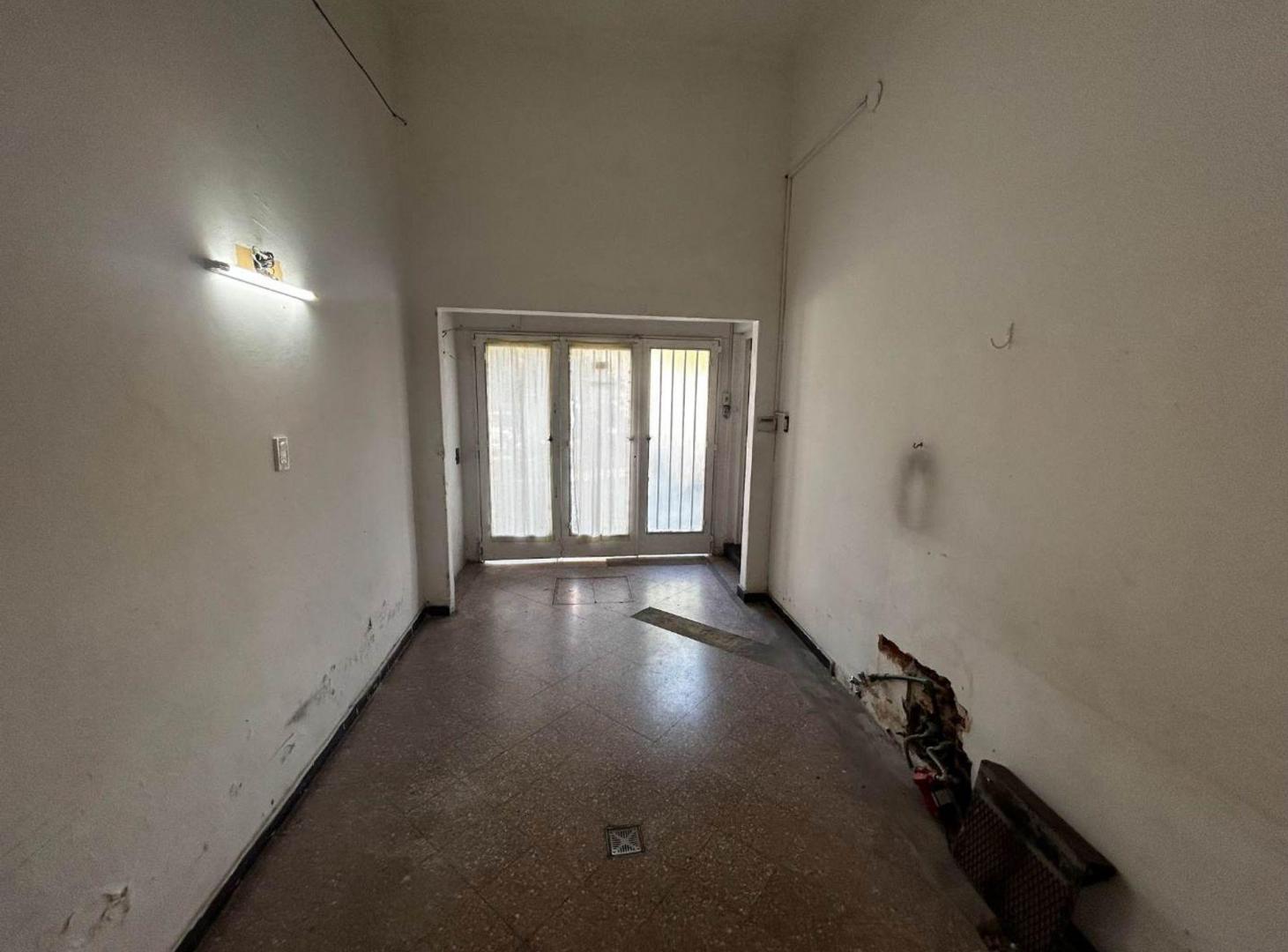 Foto de CASA DE 3 DORMITORIOS Y COCHERA EN ALQUILER, imagen 1