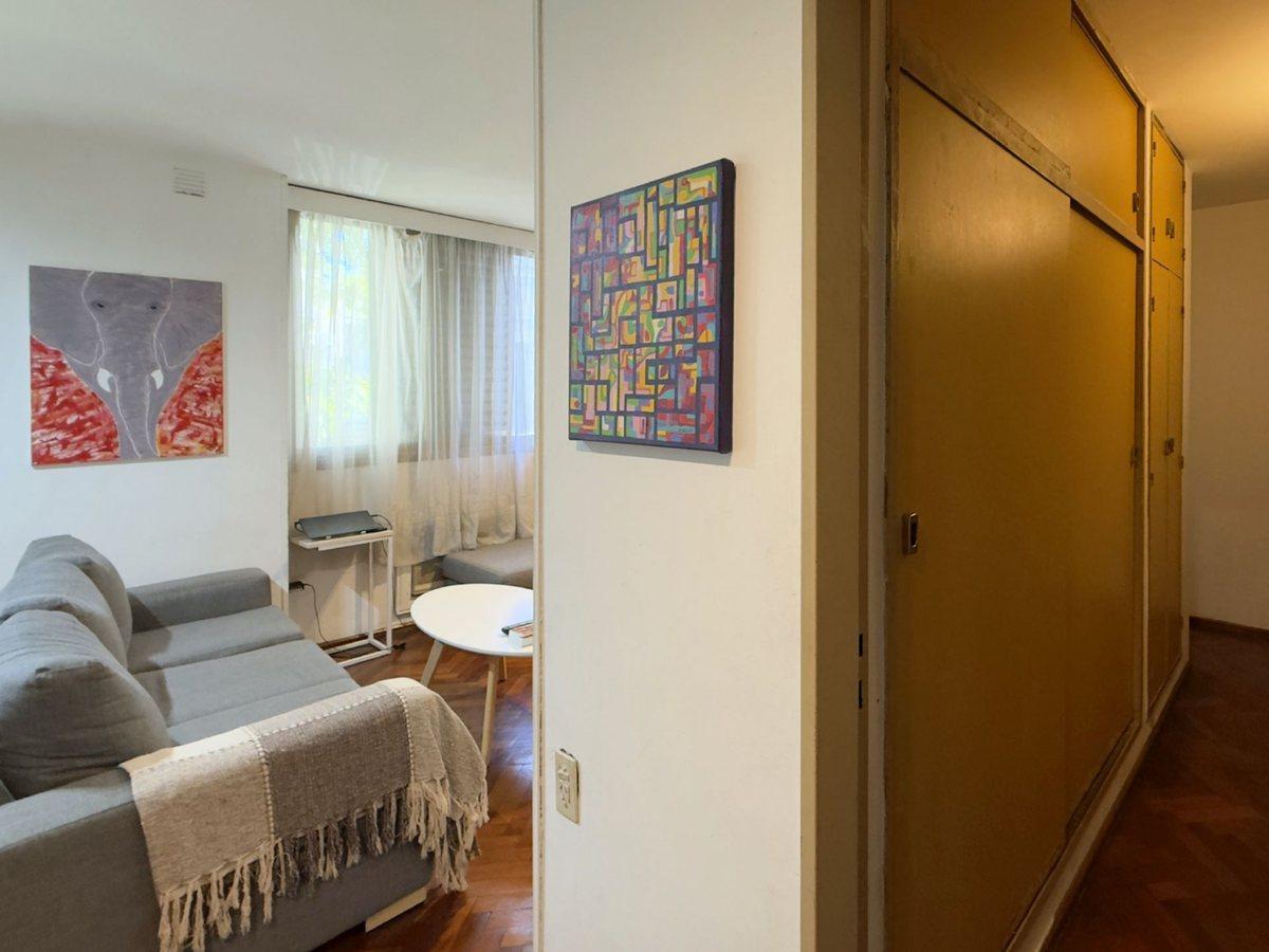 Foto de DEPARTAMENTO EN VENTA 2 DORMITORIOS CENTRO COCHERA, imagen 2