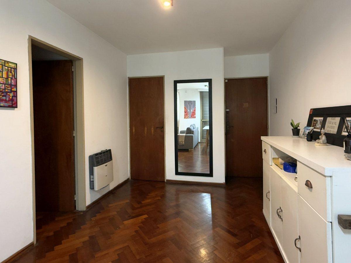 Foto de DEPARTAMENTO EN VENTA 2 DORMITORIOS CENTRO COCHERA, imagen 5