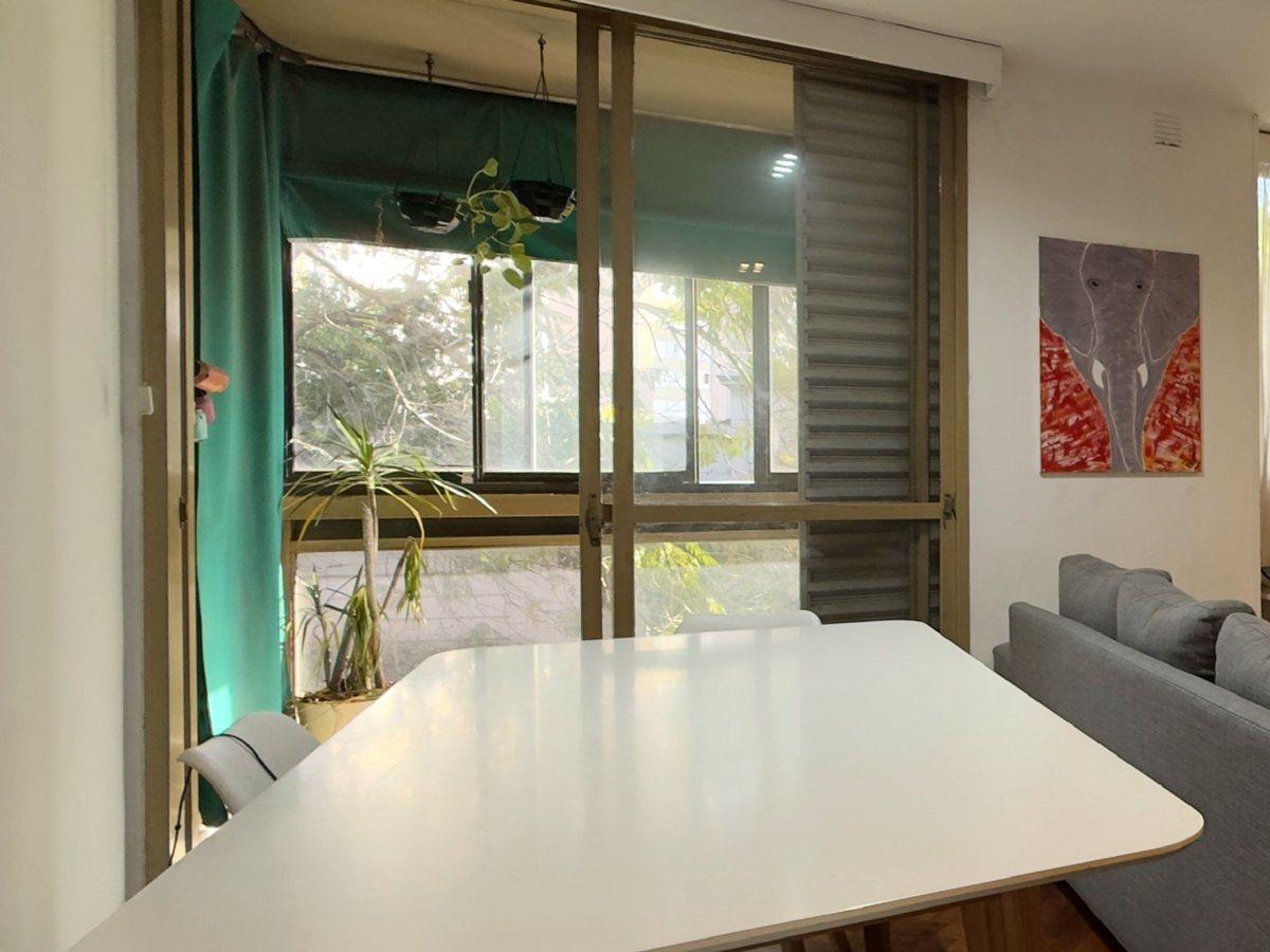 Foto de DEPARTAMENTO EN VENTA 2 DORMITORIOS CENTRO COCHERA, imagen 3