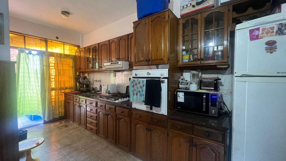 Foto de VENTA CASA PLANTA ALTA Y PLANTA BAJA BARRIO ALVEAR, imagen 5