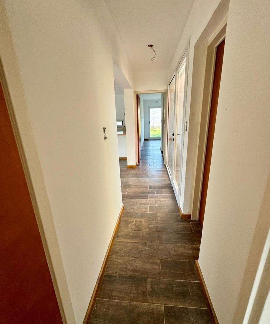 Foto de CASA EN VENTA DOS DORMITORIOS FUNES ZONA 8, imagen 3