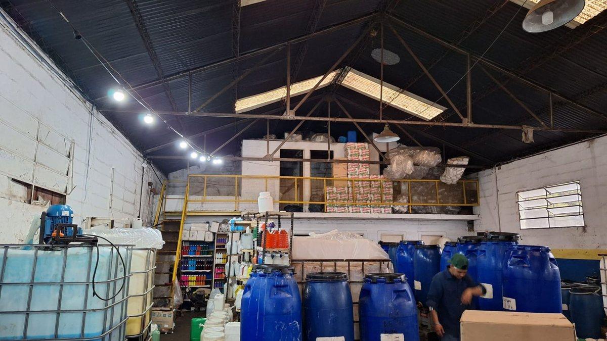 Foto de VENTA AMPLIO GALPON CON TERRENO DE 1500MTS, imagen 4