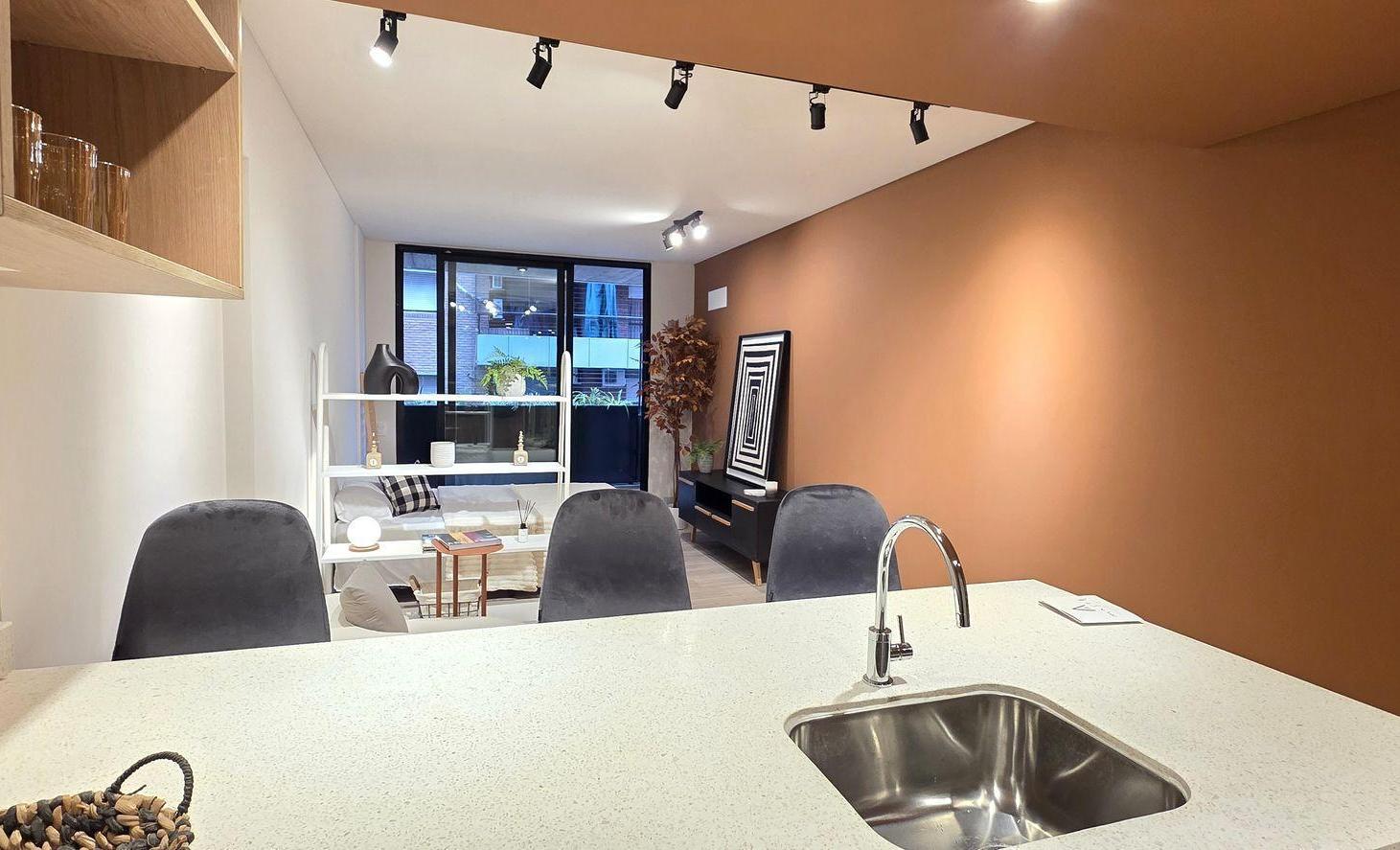 Foto de VENTA DPTO MONOAMBIENTE CON BALCON. ZONA CENTRO, imagen 4