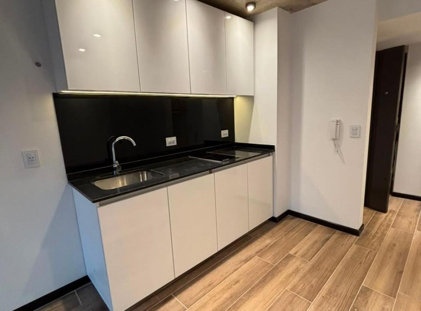 Foto de VENTA MONOAMBIENTE LOFT AMPLIO CON PATIO, imagen 5