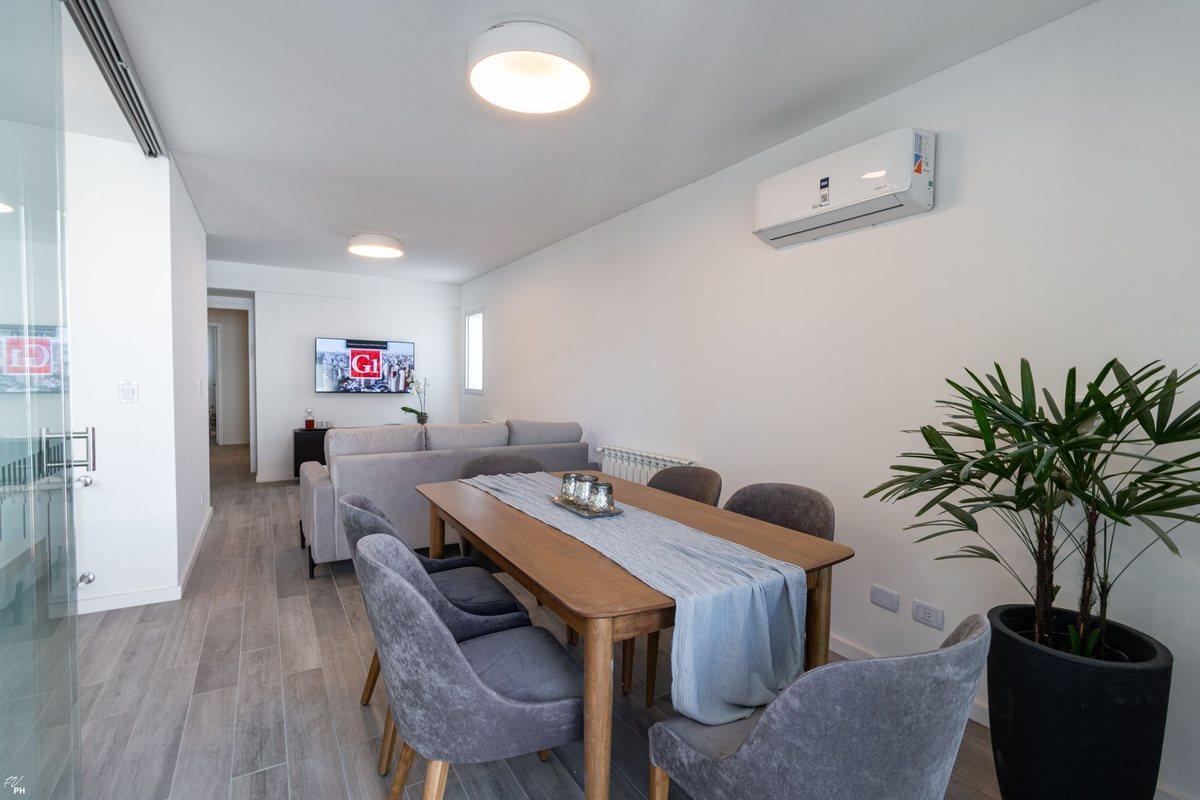 Foto de DEPARTAMENTO EN VENTA CENTRO 2 DORMITORIOS BALCÓN, imagen 3