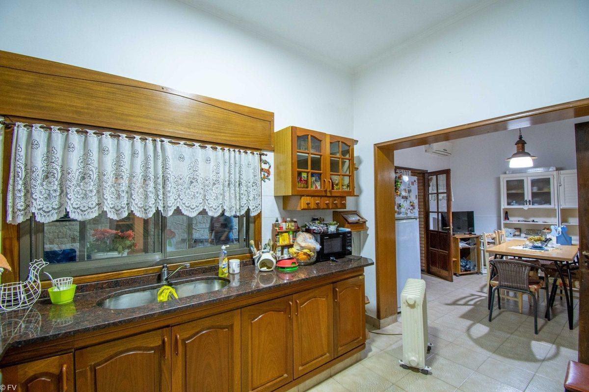 Foto de CASA EN VENTA 4 DORMITORIOS ZONA SUR, imagen 1