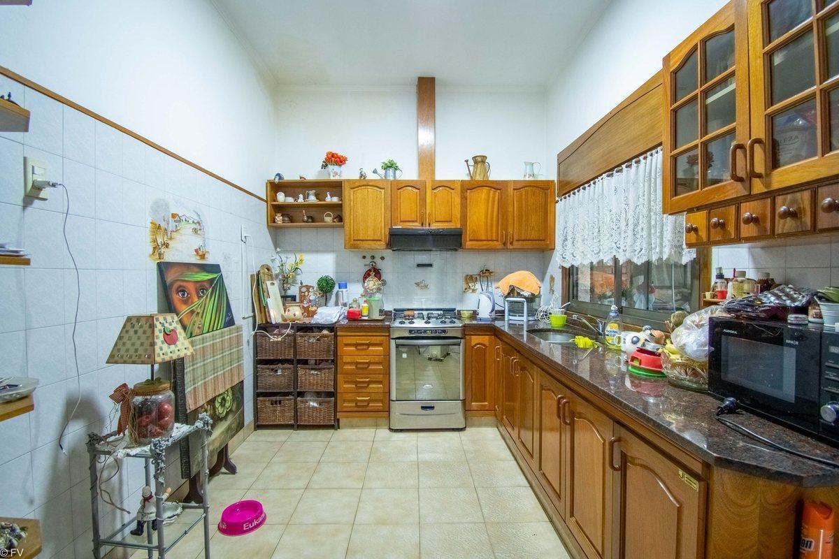 Foto de CASA EN VENTA 4 DORMITORIOS ZONA SUR, imagen 3