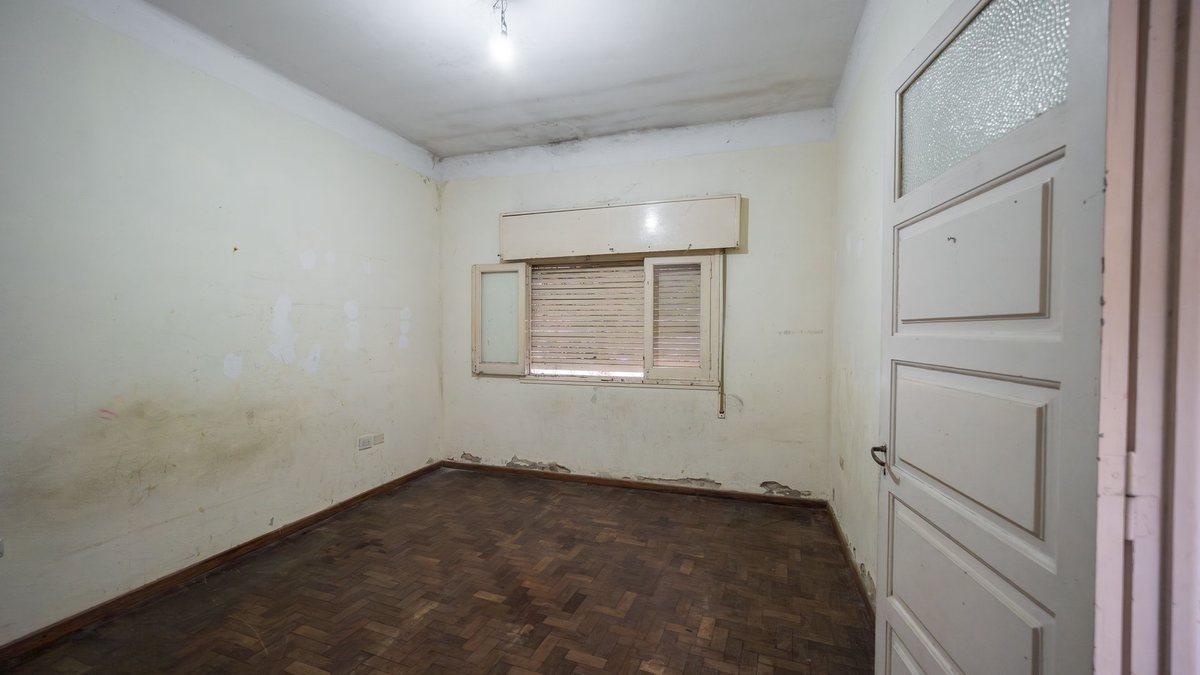 Foto de CASA TRES DORMITORIOS A RECICLAR B°. INDUSTRIAL, imagen 3