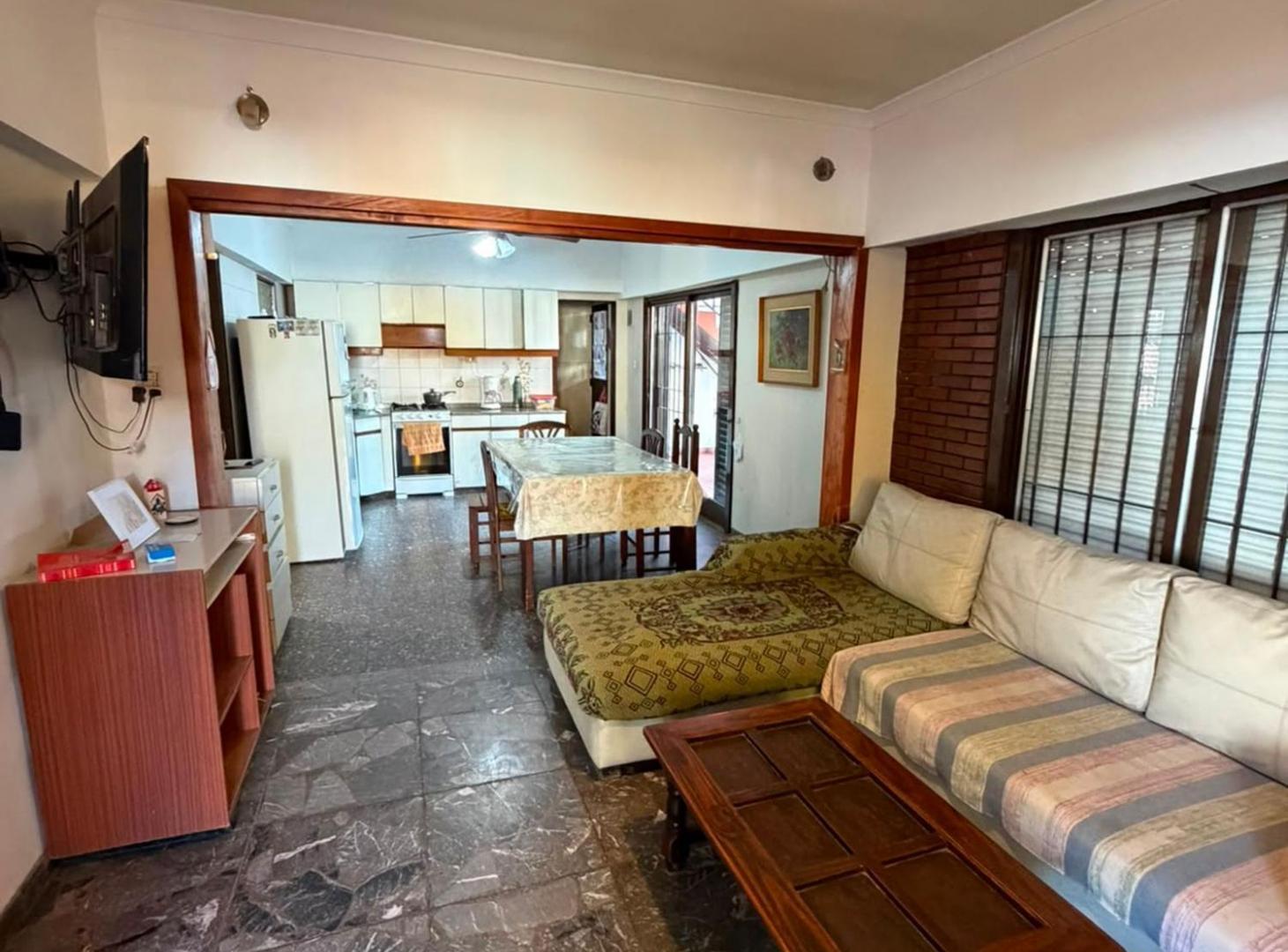 Foto de CASA EN VENTA 2 DORMITORIOS BARRIO ALVEAR, imagen 4