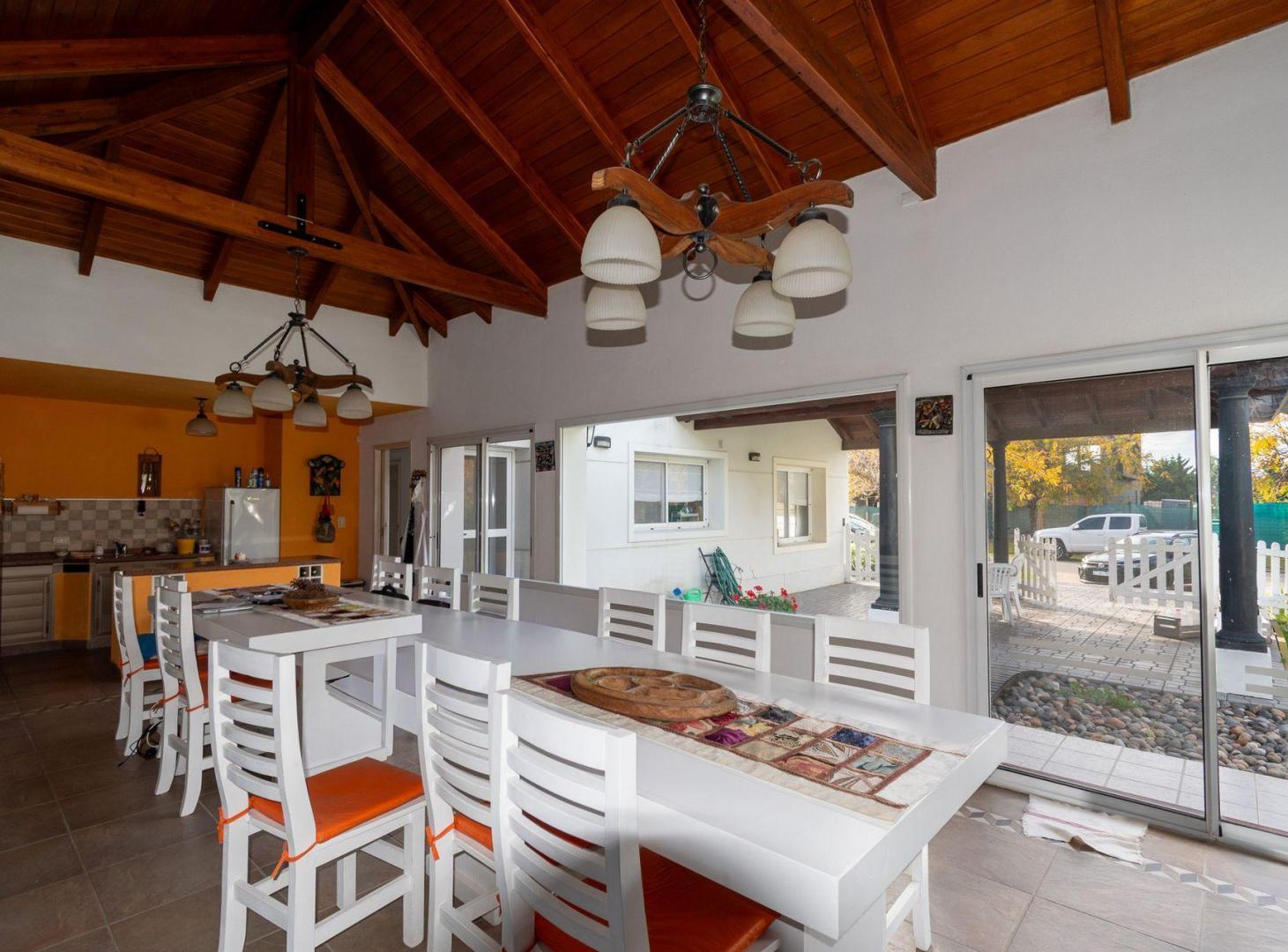 Foto de CASA EN VENTA 3 DORMITORIOS KENTUCKY FUNES, imagen 3