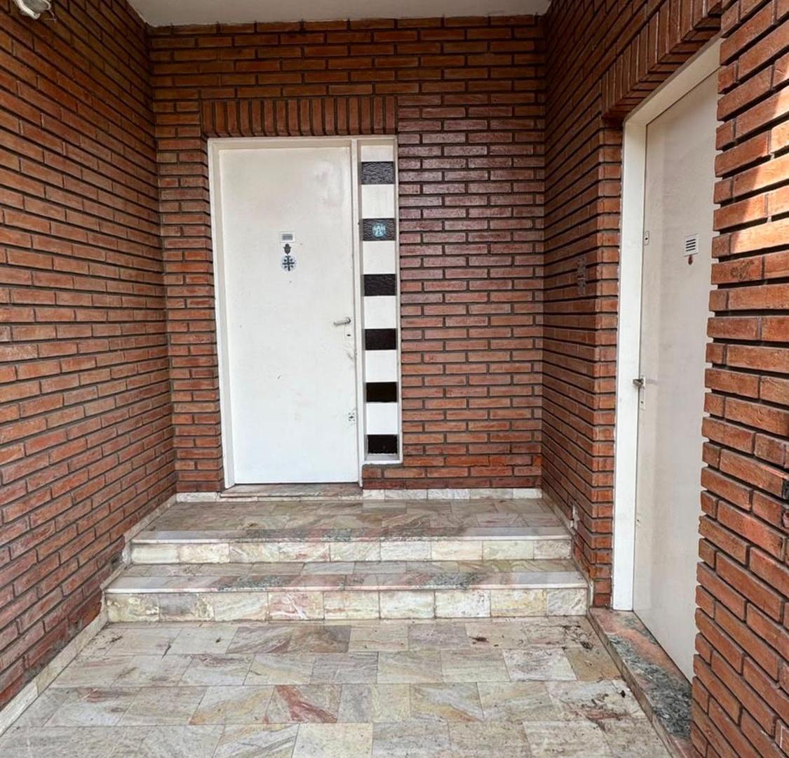 Foto de VENTA CASA 3 DORMITORIOS CON QUINCHO EN VGG, imagen 1