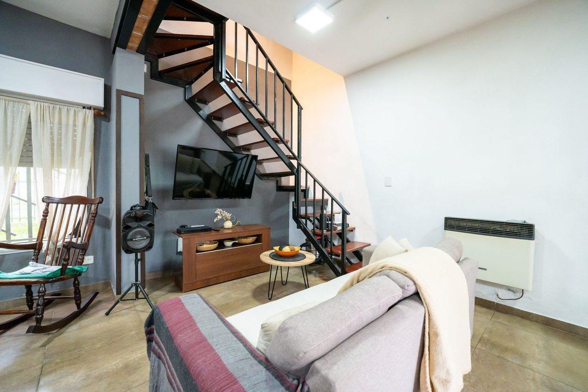 Foto de VENTA CASA BAIGORRIA 4 DORMITORIOS PARQUE Y PILETA, imagen 1