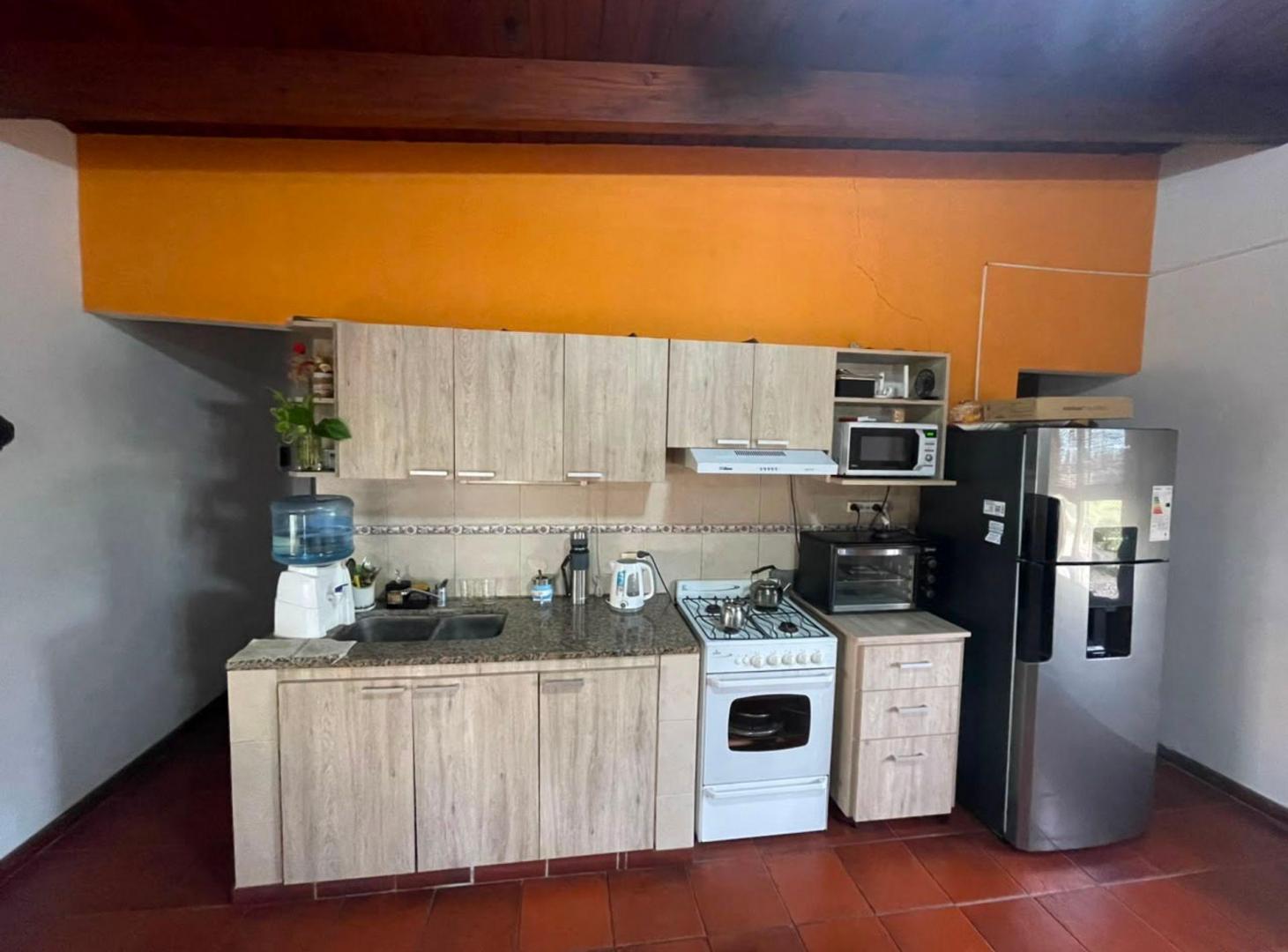 Foto de Casa con jardin y pileta en parque Vernazza, imagen 2