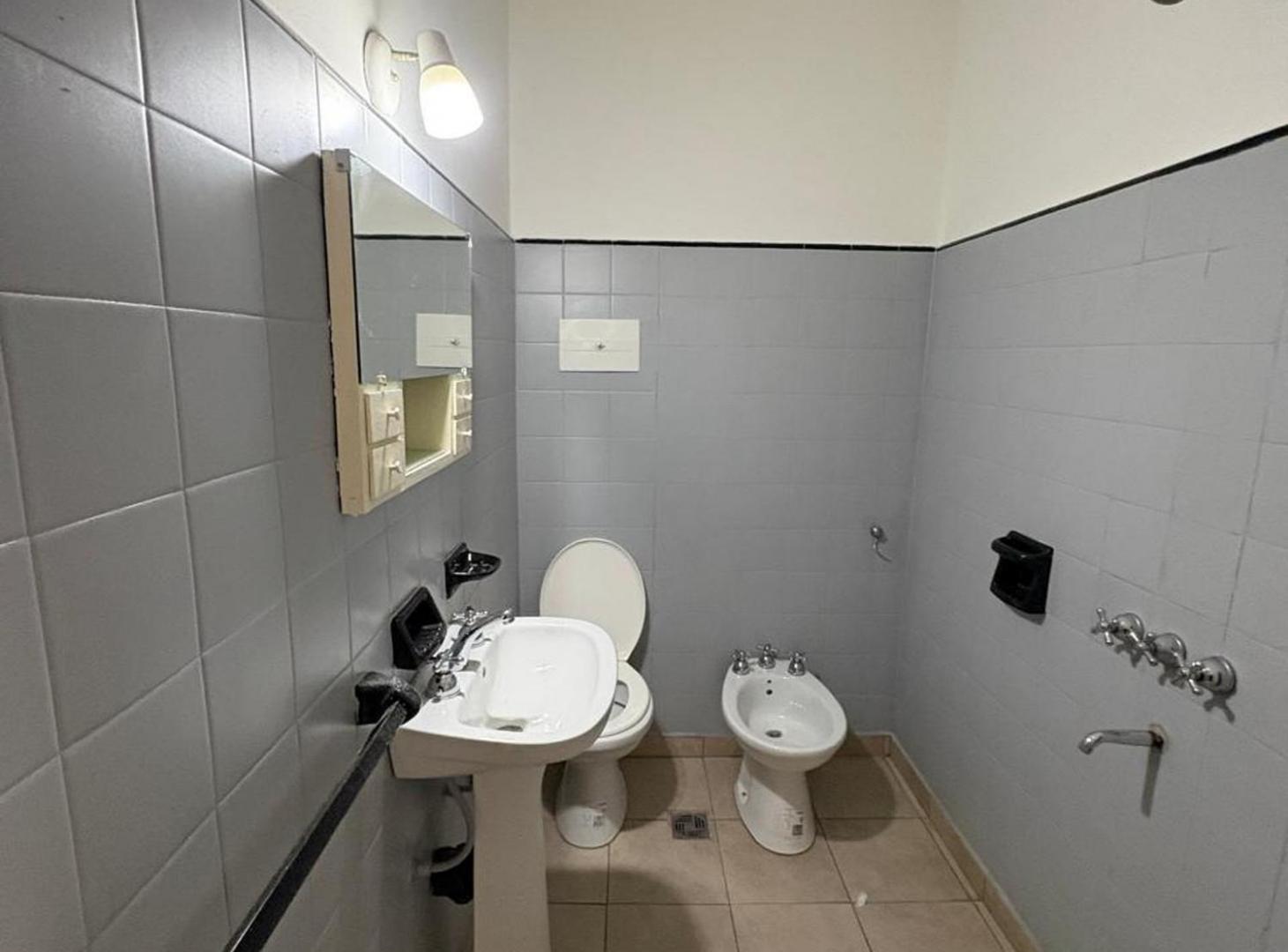 Foto de VENTA DEPARTAMENTO DE DOS DORMITORIOS B ARROYITO, imagen 1