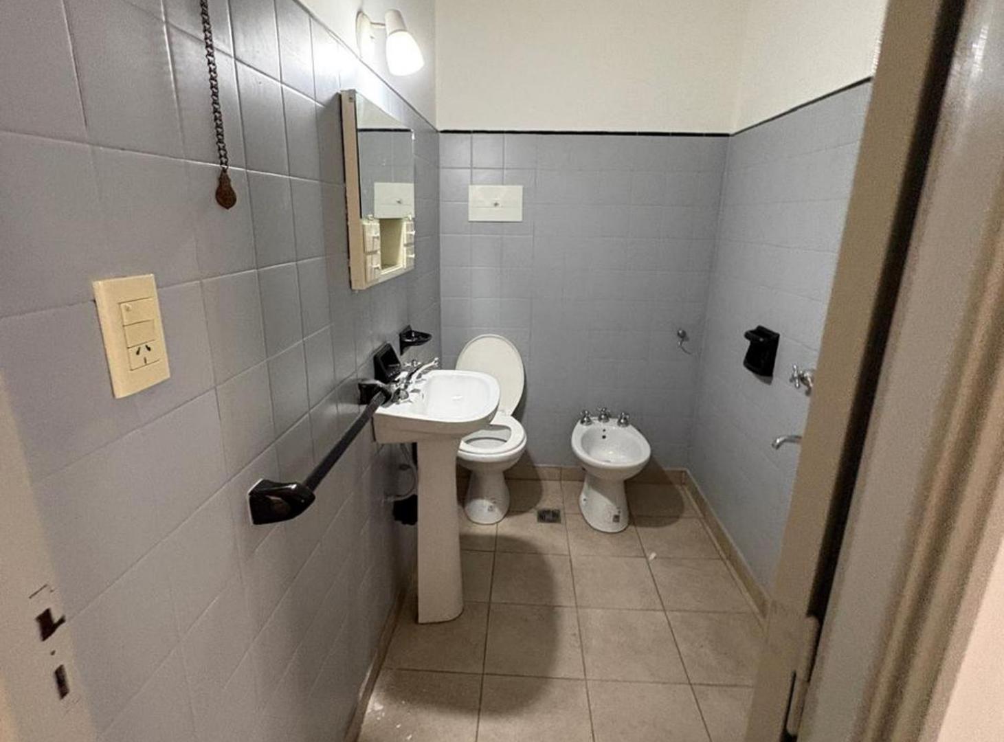 Foto de VENTA DEPARTAMENTO DE DOS DORMITORIOS B ARROYITO, imagen 2