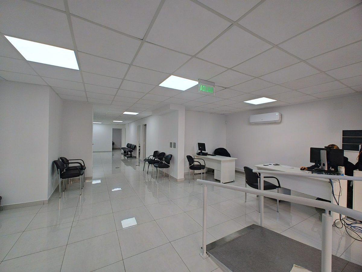 Foto de LOCAL COMERCIAL EN VENTA ESTRENAR EXCELENTE RENTA, imagen 5