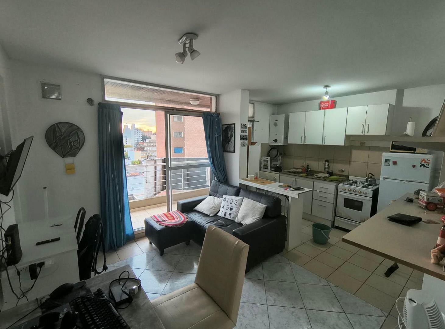 Foto de DEPARTAMENTO EN VENTA 1 DORMITORIO ZONA MEDICINA, imagen 3