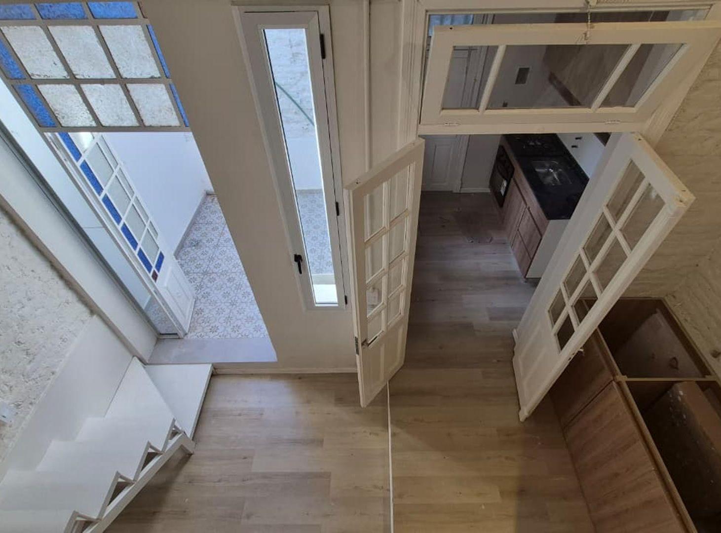 Foto de PH DE PASILLO EN VENTA 1 DORMITORIO B. LOURDES, imagen 1