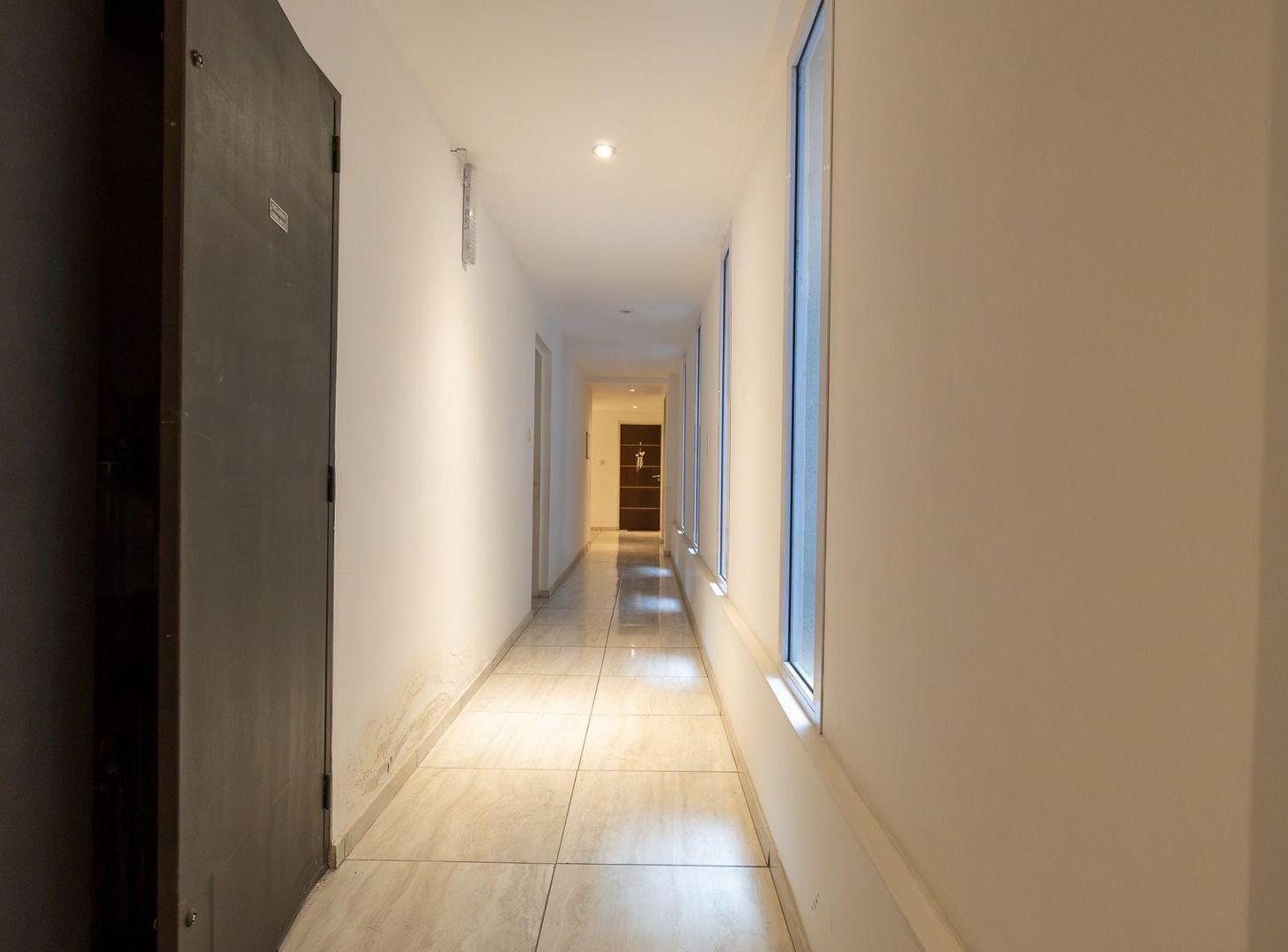 Foto de DEPARTAMENTO EN VENTA UN DORMITORIO Y PATIO CENTRO, imagen 3