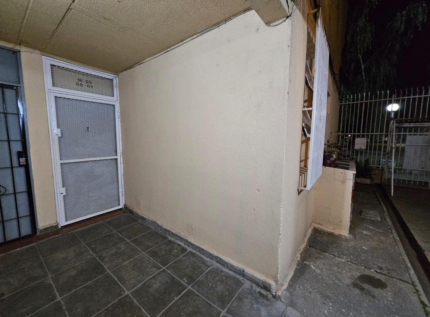 Foto de DEPARTAMENTO EN VENTA TRES DORMITORIOS FONAVI, imagen 4