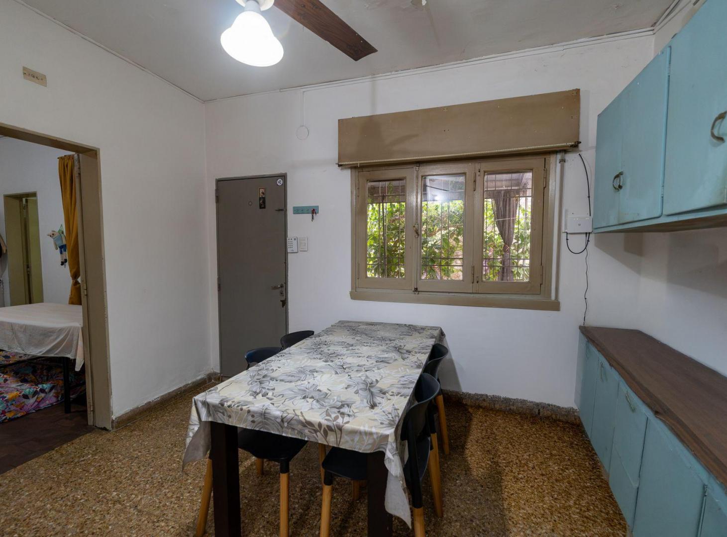 Foto de VENTA CASA PASILLO BARRIO TABLADA, imagen 3