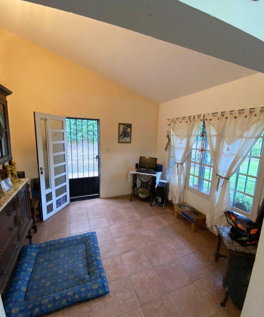 Foto de CASA EN VENTA EN ARROYITO -IMPORTANTE LOTE 350MTS2, imagen 4
