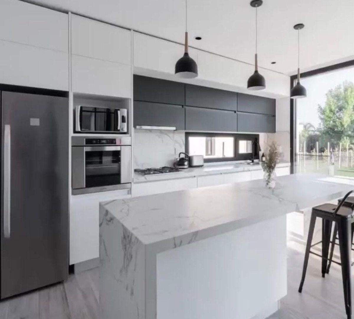 Foto de CASA EN VENTA 3 DORMITORIOS SAN SEBASTIAN - FUNES, imagen 2