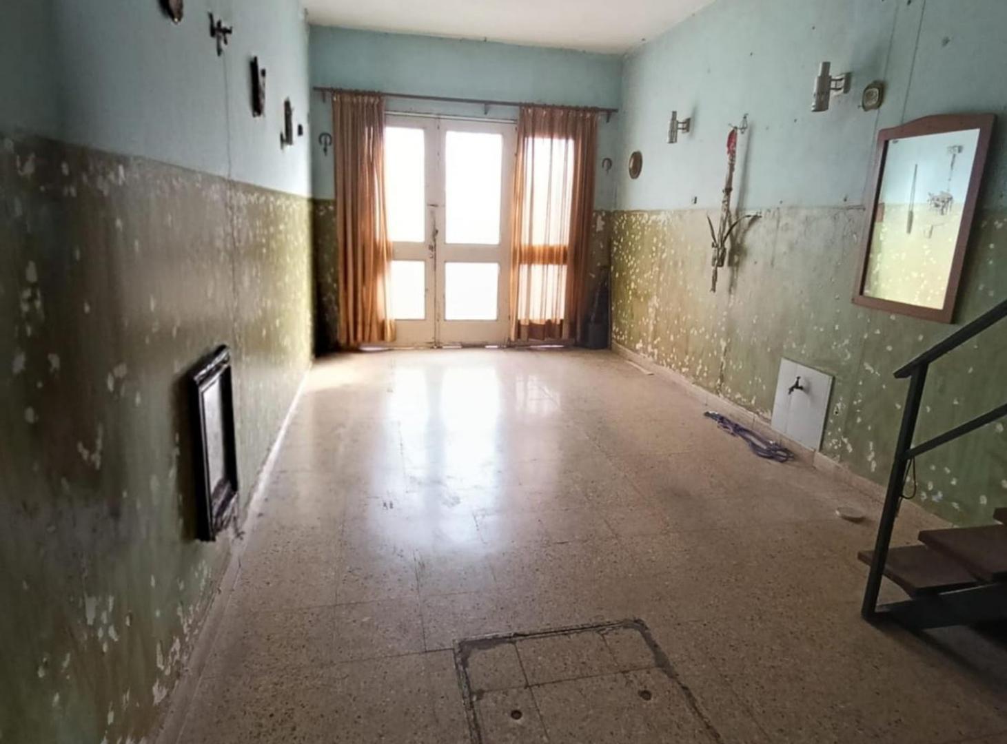Foto de CASA EN VENTA 3 DORMITORIOS AMPLIO PATIO ZONA SUR, imagen 1
