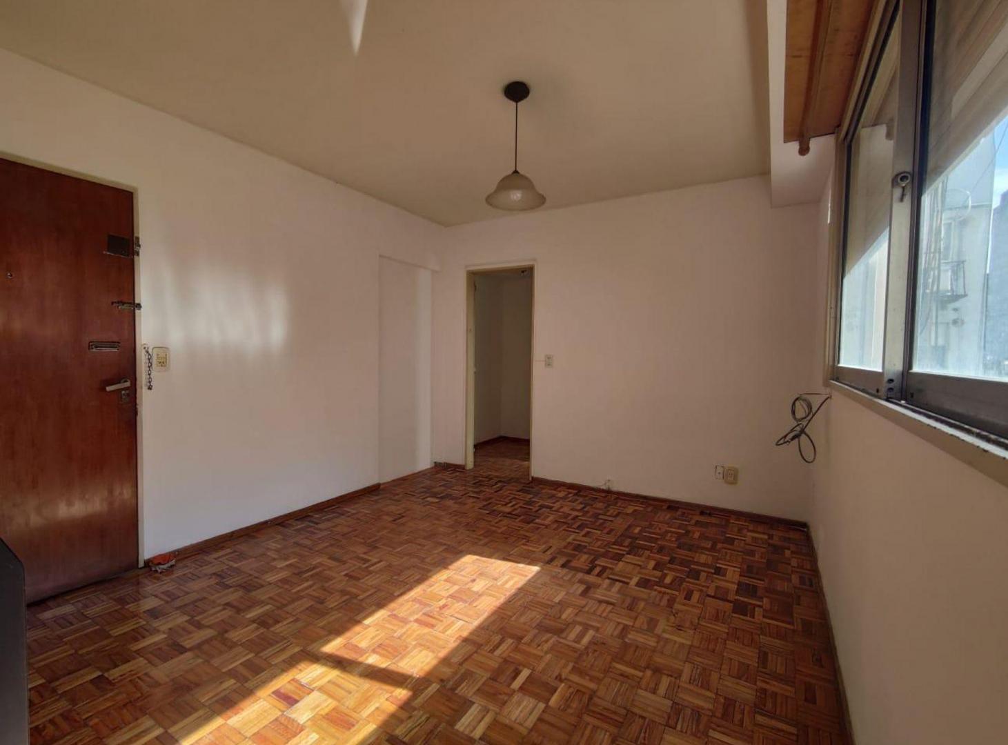 Foto de DEPARTAMENTO EN ALQUILER UN DORMITORIO MITRE 900, imagen 2