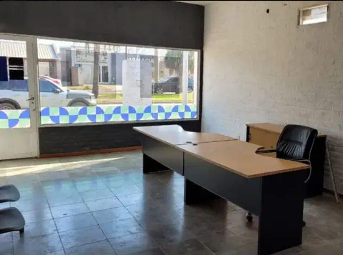 LOCALES EN VENTA TIERRA DE SUEÑOS 3 ROLDAN