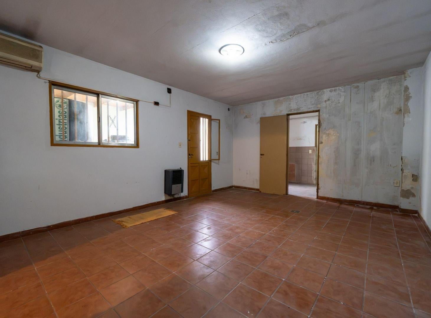 Foto de Casa en Venta dos dormitorios a refaccionar, imagen 3