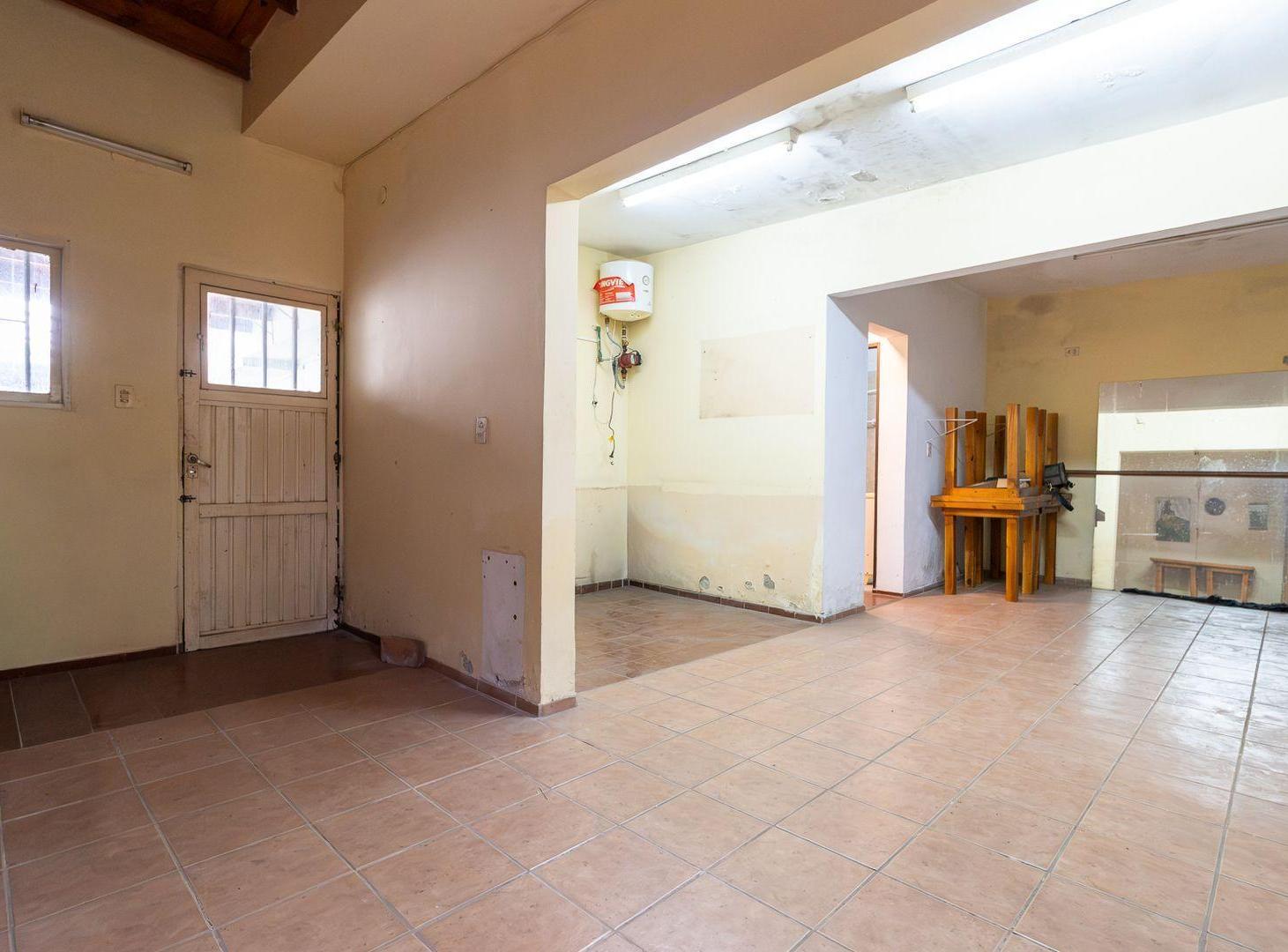 Foto de Casa en Venta dos dormitorios a refaccionar, imagen 4