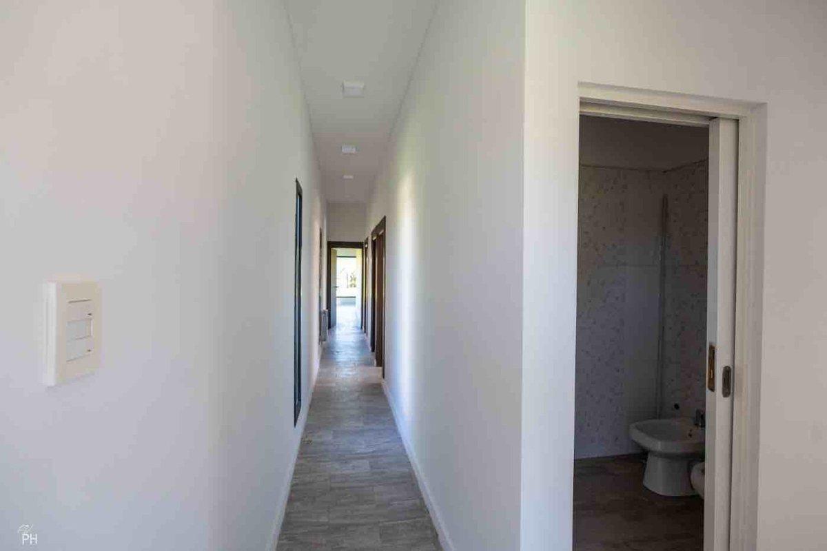 Foto de CASA EN VENTA 3 DORM PUERTO ROLDÁN, imagen 3