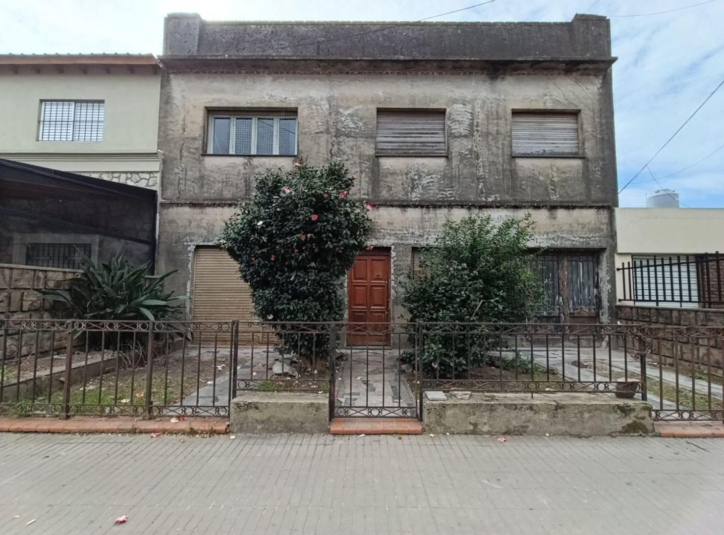 Foto de CASA EN VENTA A RECICLAR EN SALADILLO, imagen 1