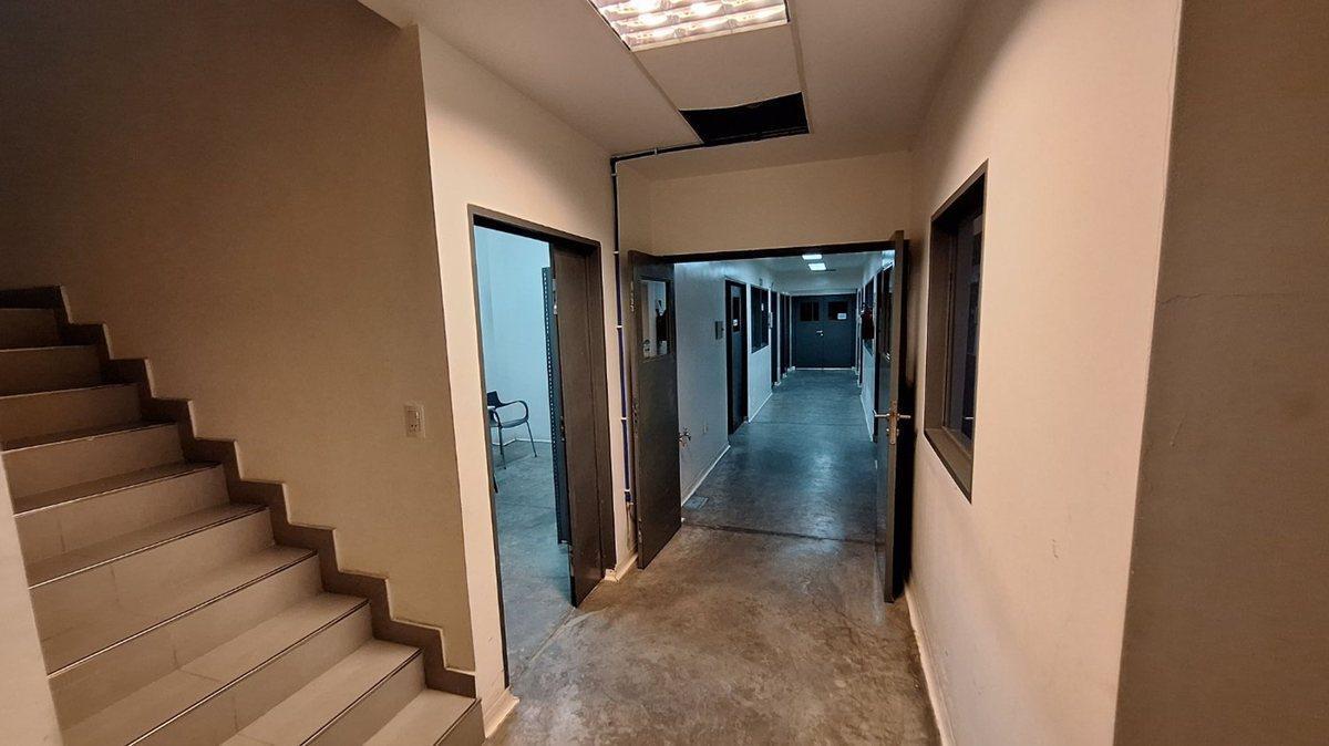 Foto de VENTA DEPÓSITO CON OFICINAS FISHERTON, imagen 4