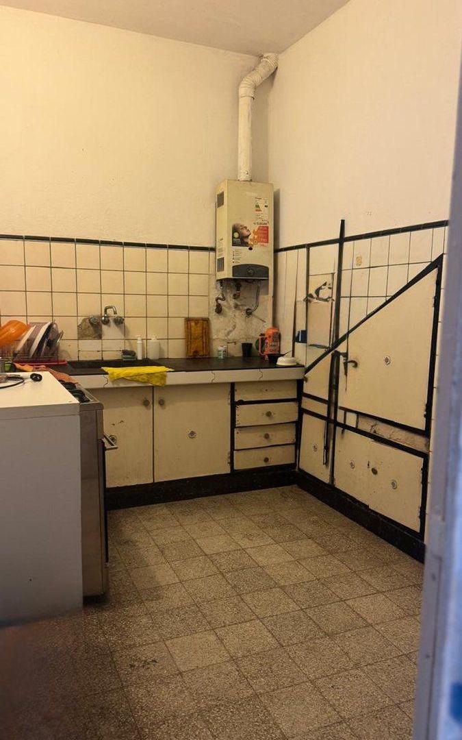 Foto de CASA DE PASILLO 2 DORMITORIOS 1RO DE MAYO 4200 PH, imagen 2