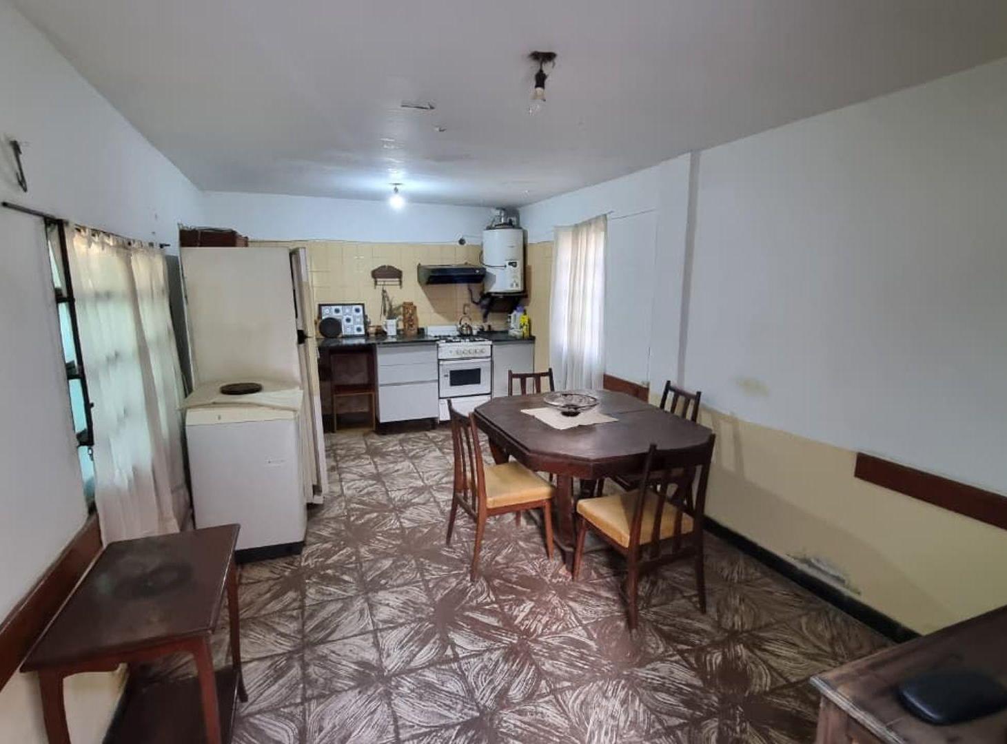 Foto de CASA DE PASILLO EN VENTA 2 DORMITORIOS BELGRANO, imagen 1
