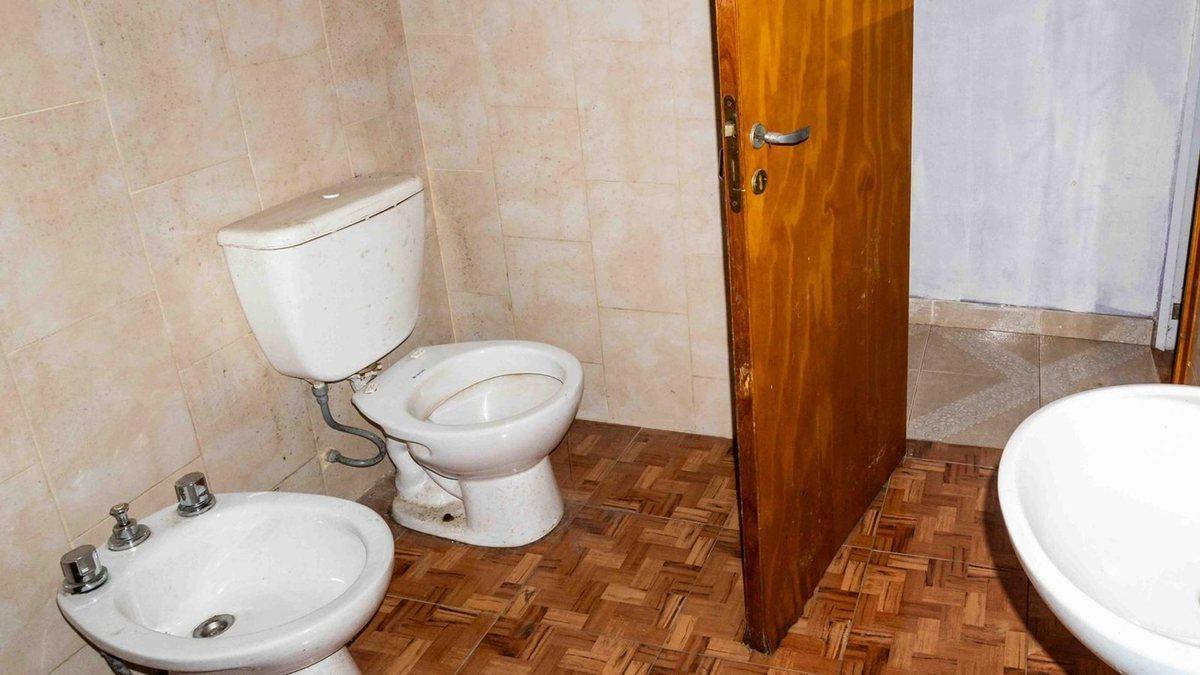 Foto de Galeria de locales mas departamento 2 dormitorios., imagen 1