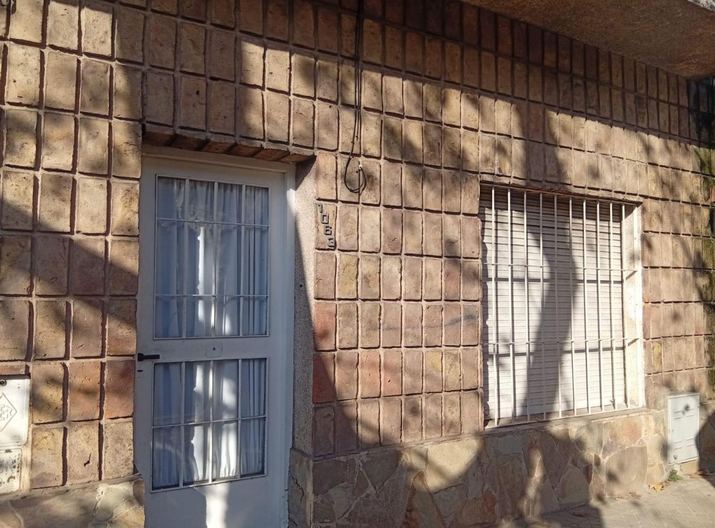 Foto de CASA EN VENTA EN BELGRANO, ROSARIO, CON PATIO, imagen 4