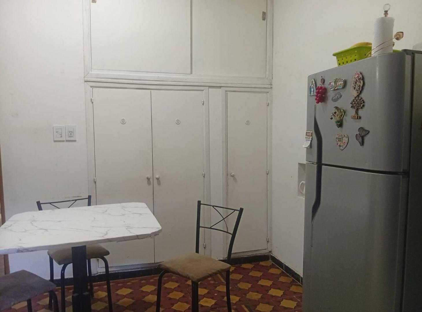 Foto de CASA EN VENTA EN BELGRANO, ROSARIO, CON PATIO, imagen 2