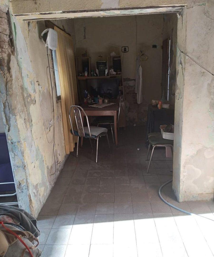 Foto de CASA DE PASILLO EN VENTA. ZONA AZCUENAGA, imagen 5