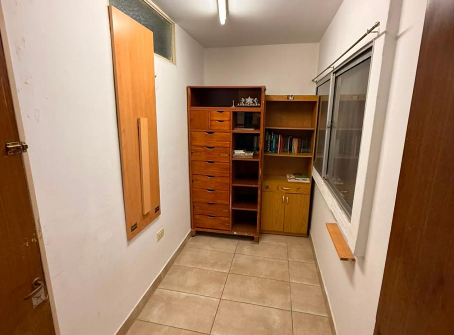 Foto de DEPARTAMENTO EN VENTA 2 DORMITORIOS COCHERA MARTIN, imagen 3