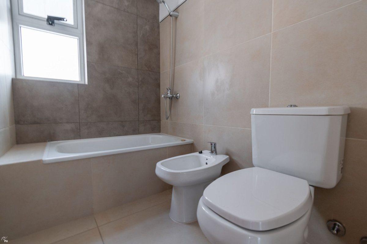 Foto de DEPARTAMENTO EN VENTA 1 DORMITORIO LUIS AGOTE, imagen 2