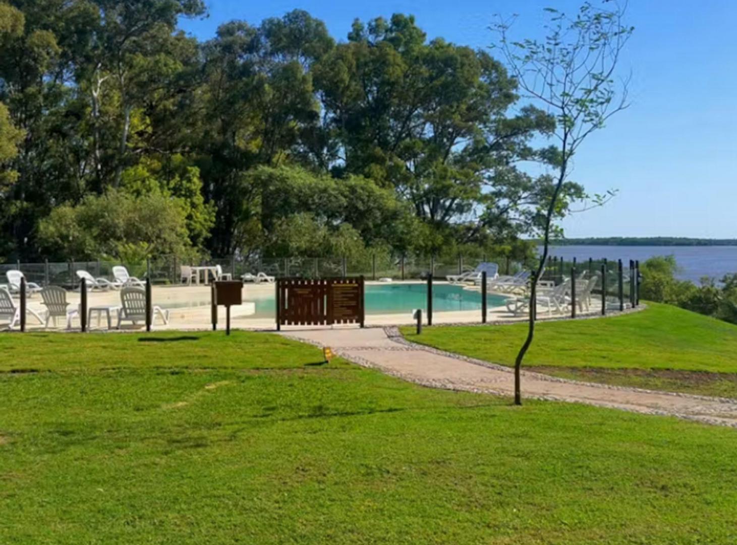 Foto de LOTE EN VENTA EN AZAHARES DEL PARANA S/ BOULEVARD, imagen 3
