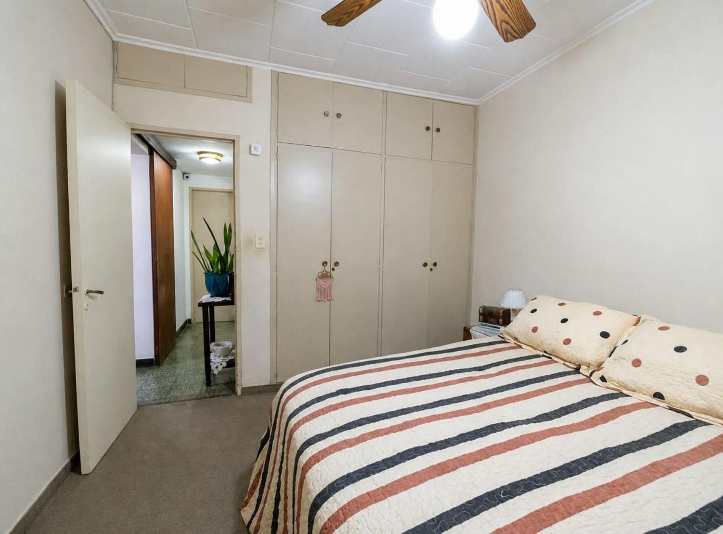 Foto de Venta casa en Arroyito con cochera, imagen 2