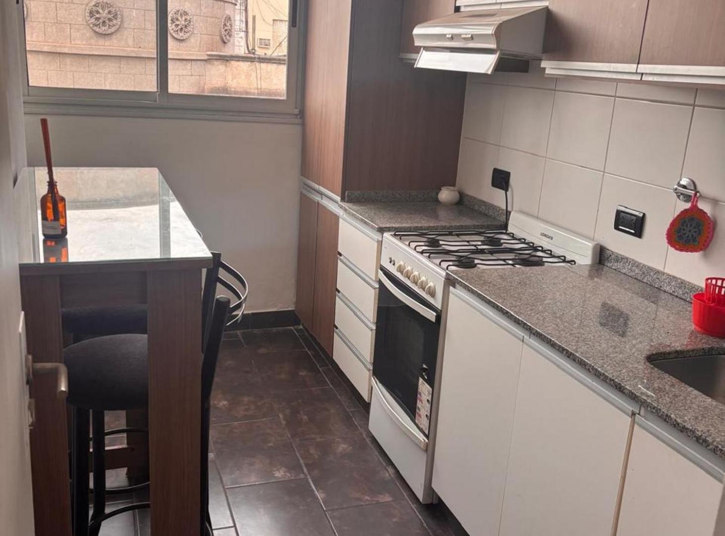 Foto de VENTA DEPTO 2 DORMITORIOS CON BALCON AL FRENTE, imagen 5