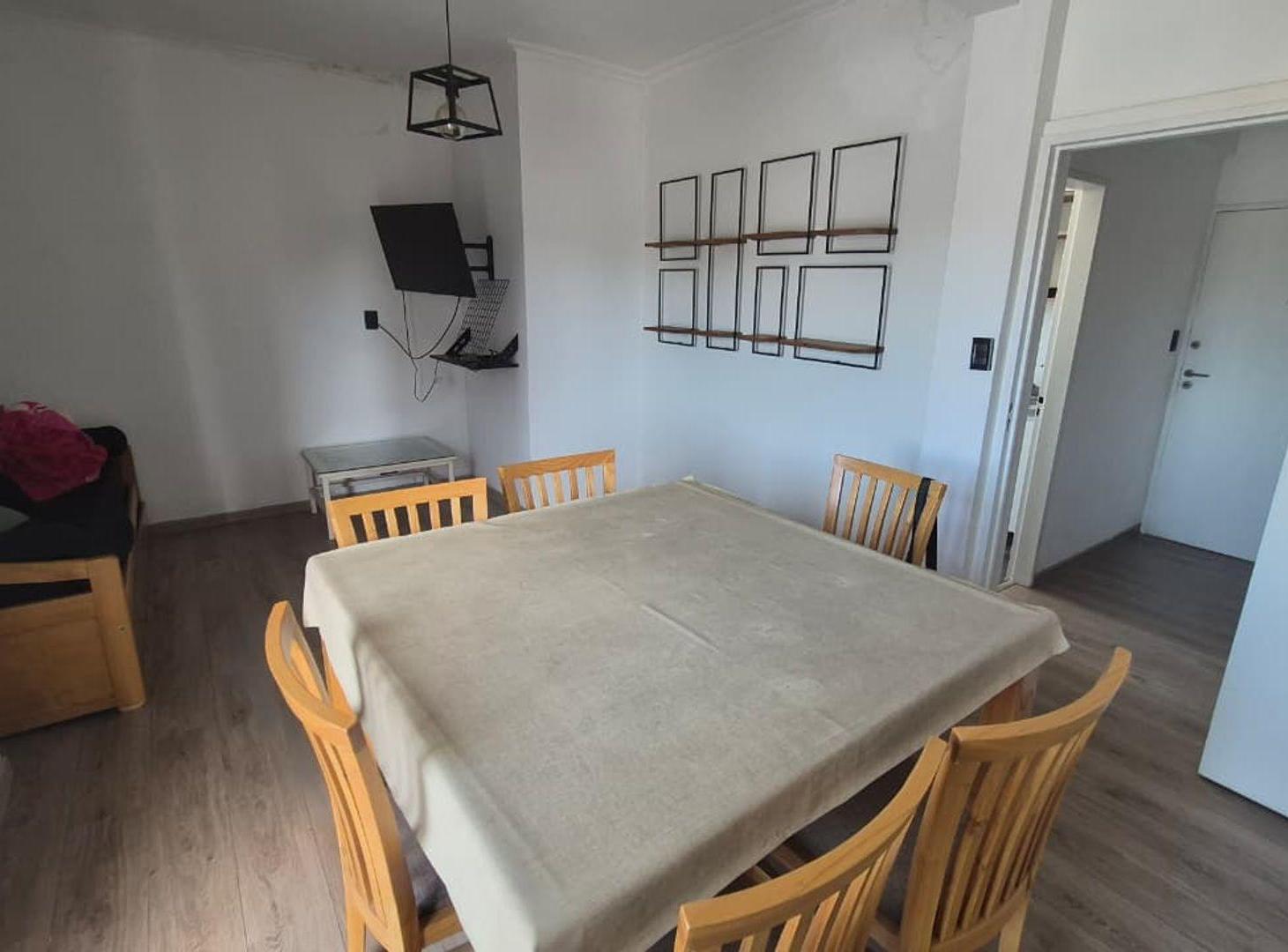 Foto de VENTA DEPTO 2 DORMITORIOS CON BALCON AL FRENTE, imagen 4