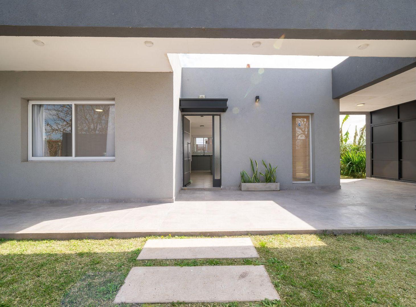 Foto de CASA EN VENTA 2 DORMITORIOS PUNTA CHACRA ROLDAN, imagen 4