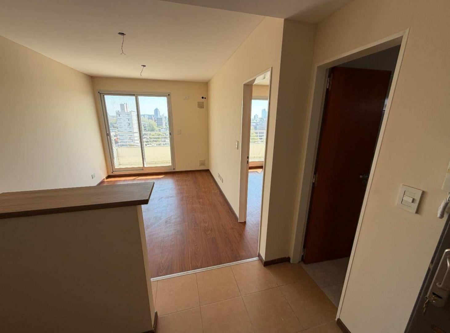 Foto de DEPARTAMENTO EN VENTA 1 DORMITORIO ARROYITO, imagen 2